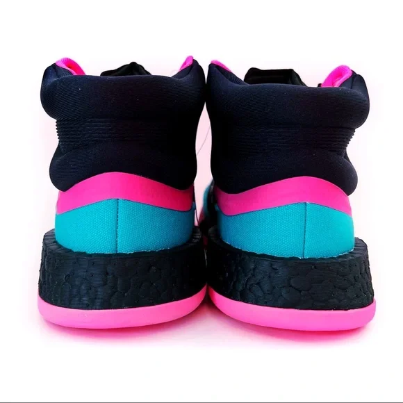🆕 Adidas Marquee Boost Basketball Sneakers Shoes Size Mens 7.5 Womens 9 - Picture 3 of 9